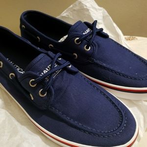 Nautica size 10